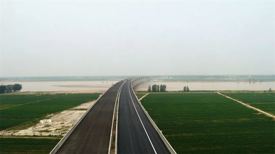 菏宝高速公路图片