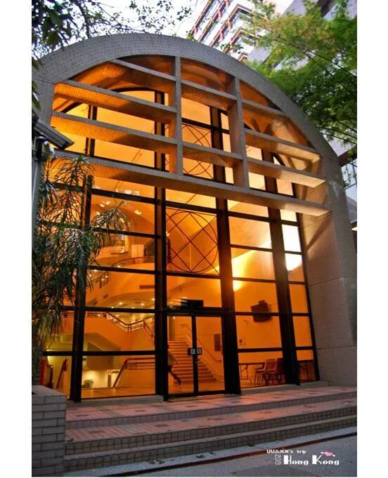 李嘉诚到底对自杀的原配做了什么?_庄月明