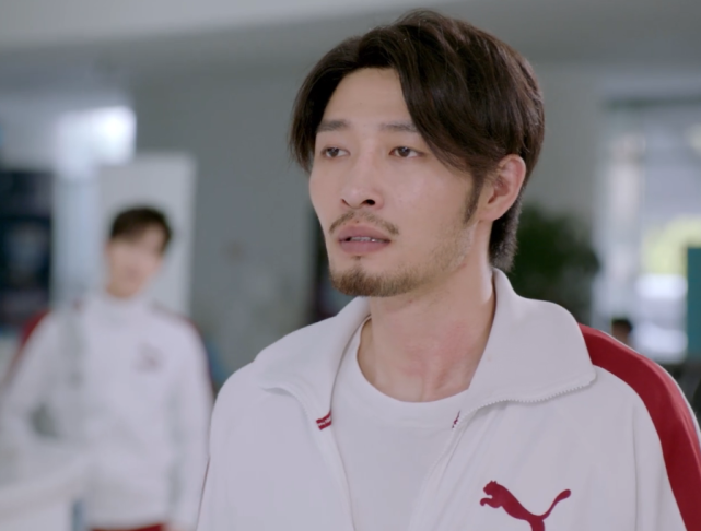 全职高手千机伞被毁关键时候他来救场魏琛羞愧蓝白晶被抢