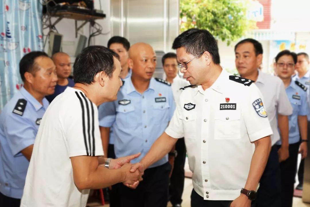 哀悼公安部省公安厅发唁电沉痛哀悼因公牺牲的吴川市公安局副局长