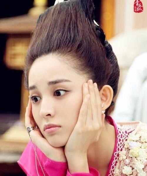 杨颖景甜杨幂赵丽颖古力娜扎刘诗诗女星托腮谁最好看