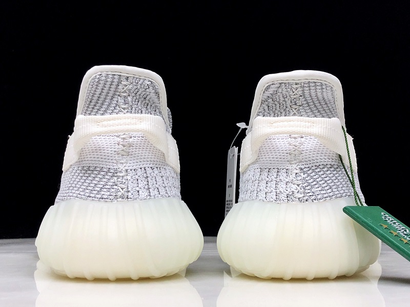 莆田|椰子350V2白色满天星真假OG版对比