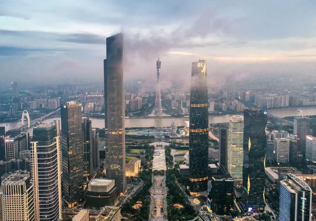 对标先进探索创新!看天府中央商务区的城市进化论_天河