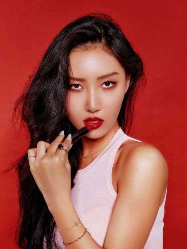 twice大姐林娜琏和mamamoo忙内华莎同龄不同的反转魅力惹人爱