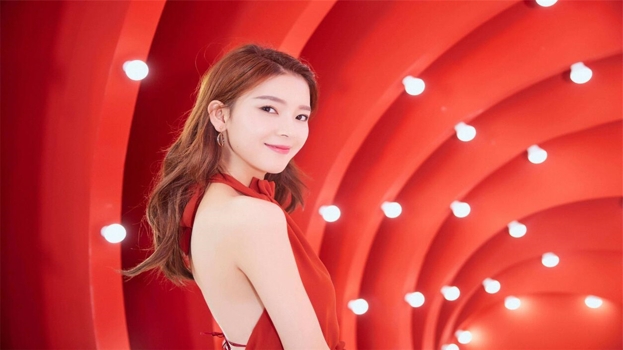 像戚薇,李依晓,麦迪娜,舒畅,范冰冰,蒋勤勤等许多美女都是能够让人一