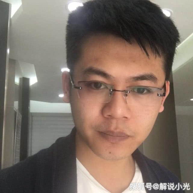 同样是cp主播,为何小智和碧哥关系疏远,凯哥和洞主却如胶似漆!