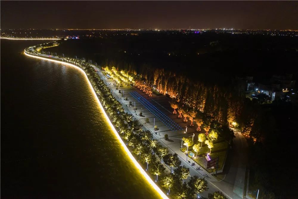 青浦人新去处超美环湖大道点靓淀山湖