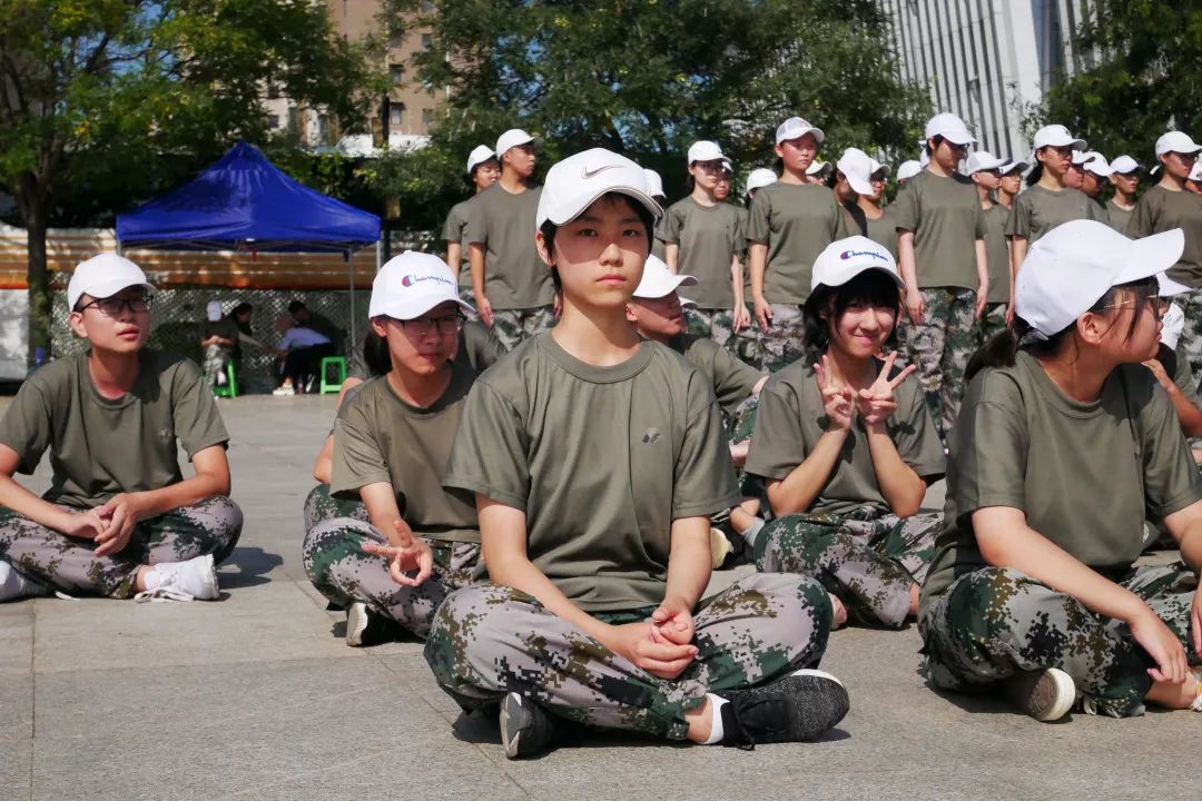 纪律严如铁 意志坚似钢——沈阳市第二十中学2019级新生军训