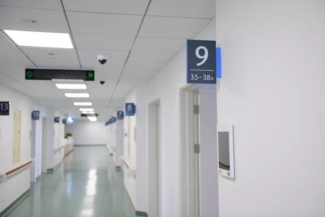 包含复旦大学医学院附属妇产科医院黄牛排队挂号，的词条