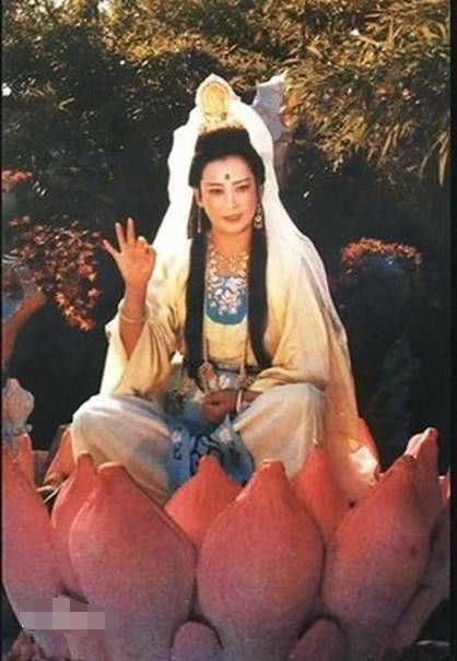 原创75岁观世音长得慈眉善目自曝拍西游记发生灵异事件