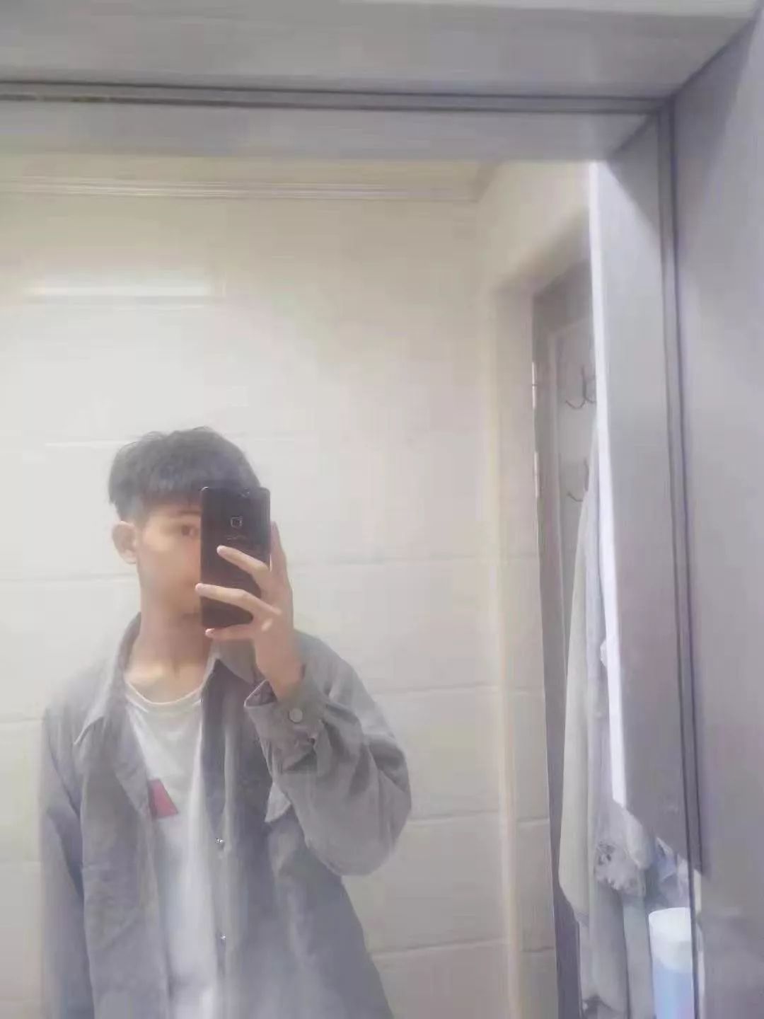 新生爆照第十二期邝中圆玄哪所学校男生颜值更高