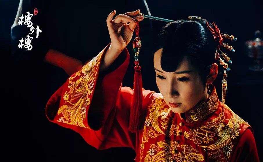 电视剧《红高粱》以炉火纯青的演技诠释了悲情女性"单家大嫂"的秦海璐