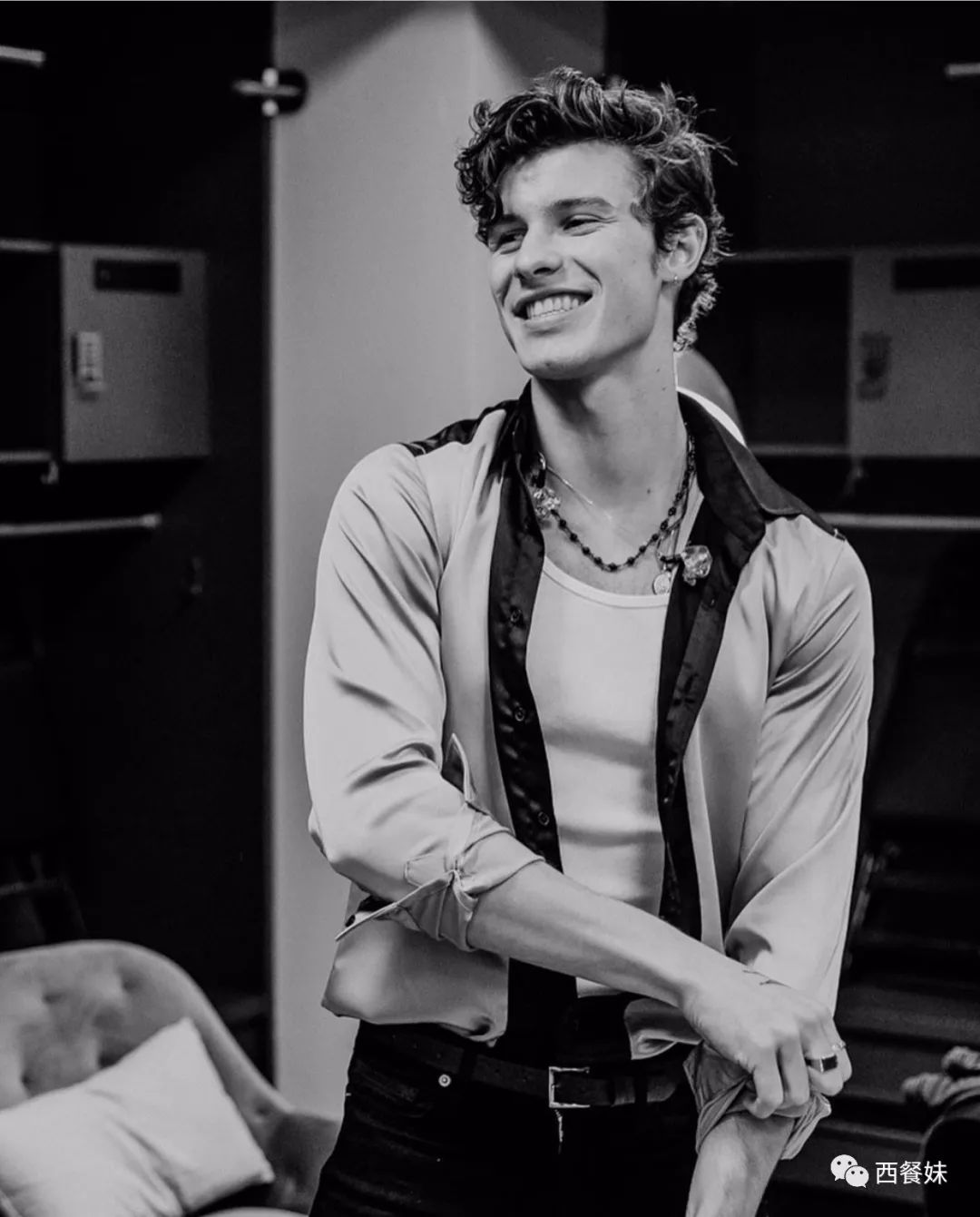 原创人设再崩萌德shawnmendes种族歧视黑人引热议