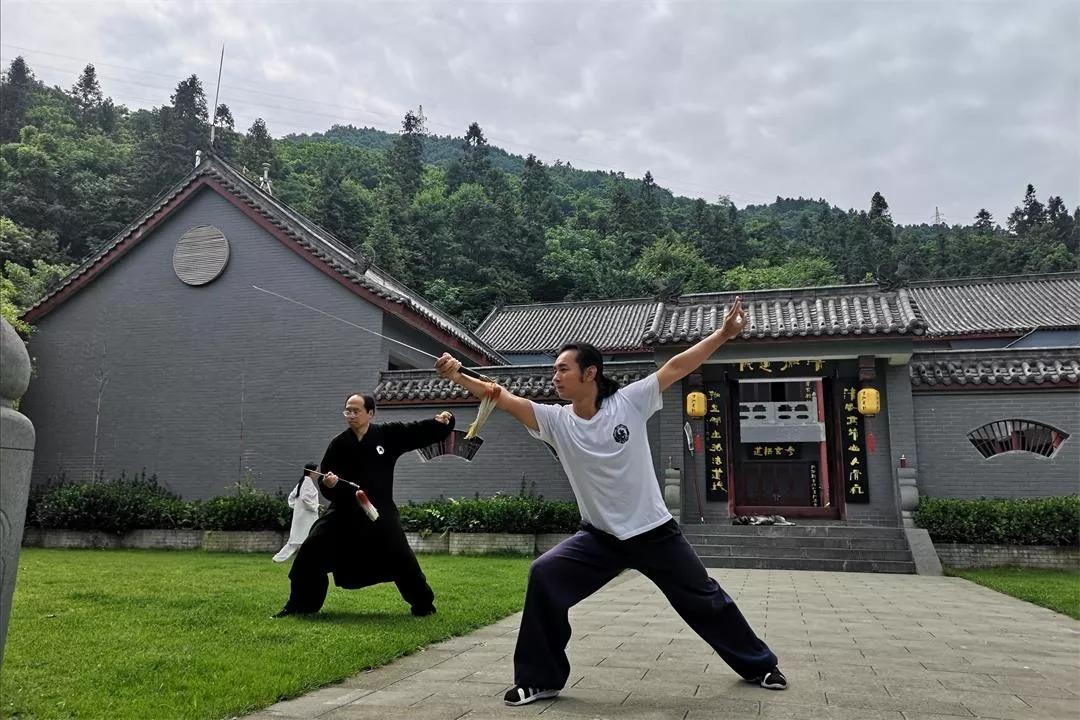 求真悟道学养生之精髓到武当清微道院钟云龙道长亲授班即将开班