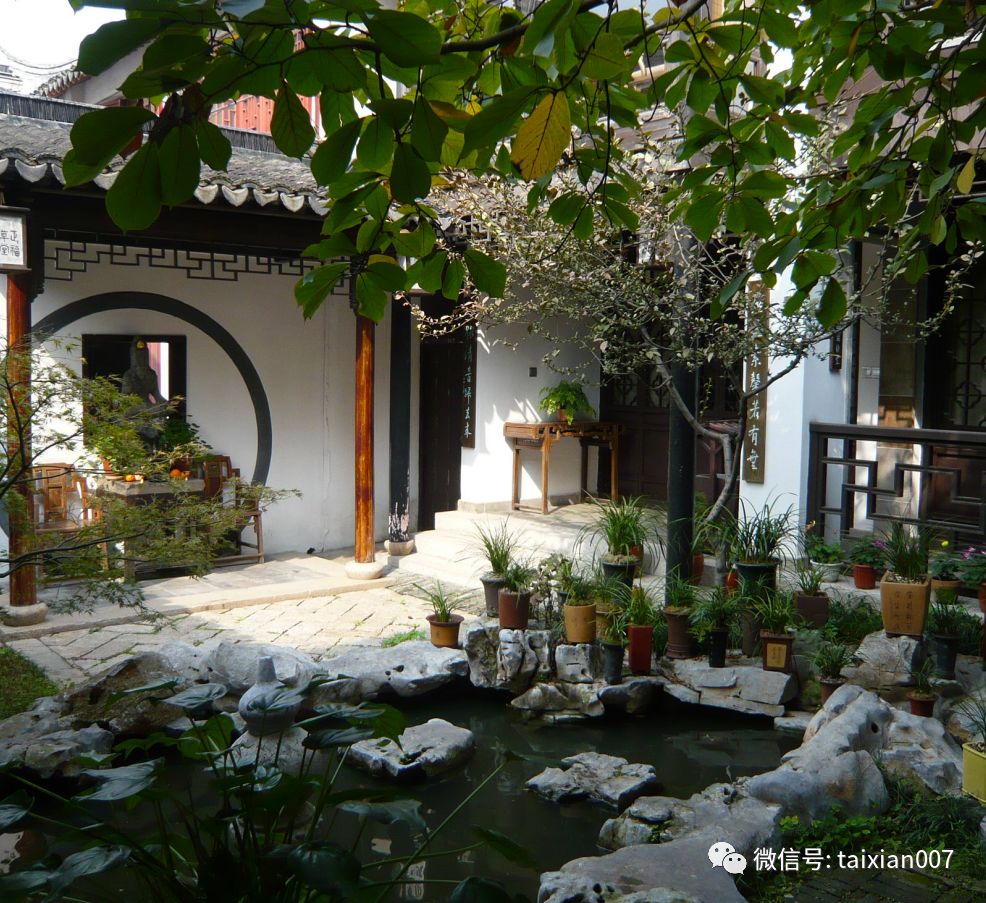 浮生若有梦一小院一壶茶知己二三