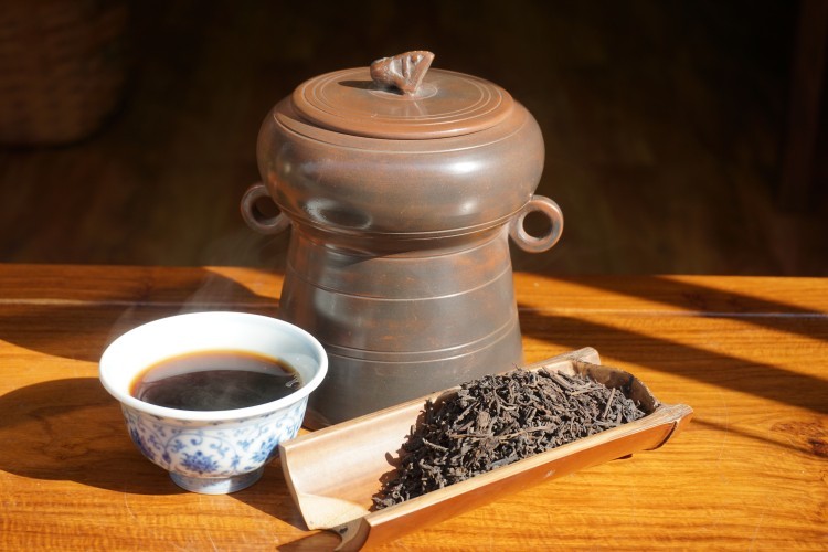 漫谈六堡茶的陈香味与仓味_存储