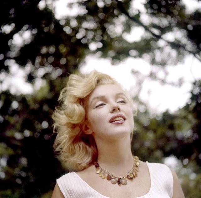 1957年31岁的梦露旧照,微胖都那么美_约翰·肯尼迪