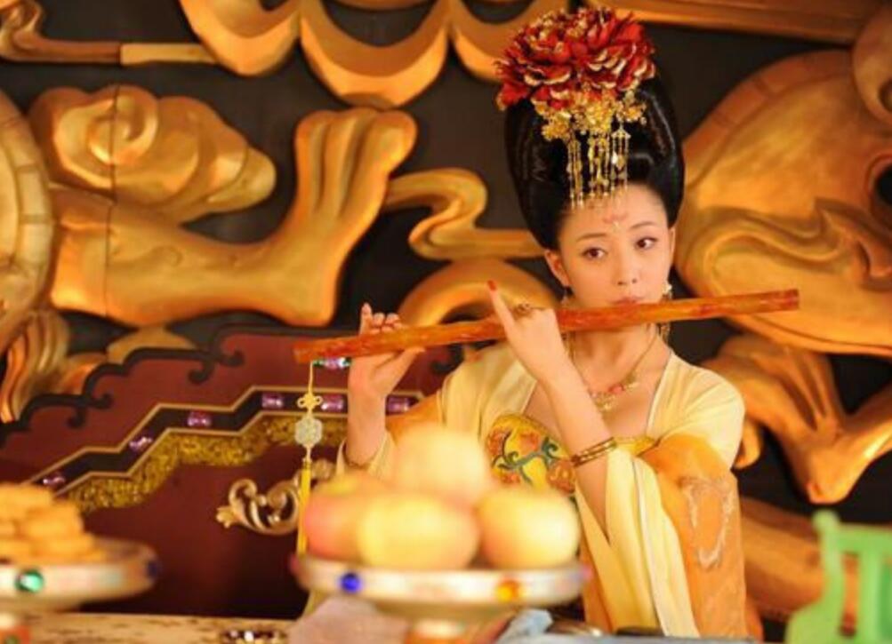 八十岁的张先迎娶十八岁小妾,苏东坡题诗庆贺,还和唐玄宗美事有关_杨
