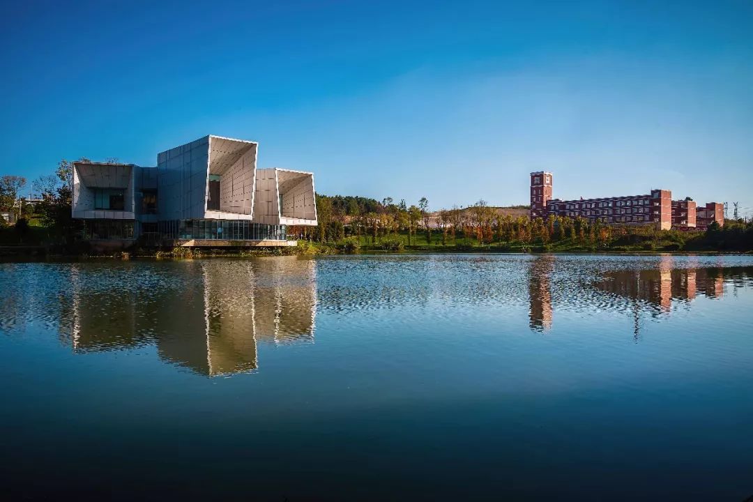 贵阳俊发城在城市中心兼得自然的本心