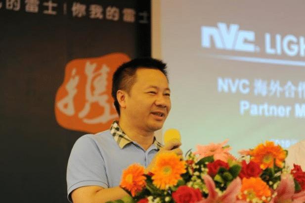 而接班的王东雷上位后,没有好好管理企业,而是迫不及待想要把企业卖给