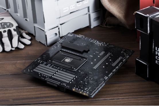 阳刚之美这款军规b450看了就想买