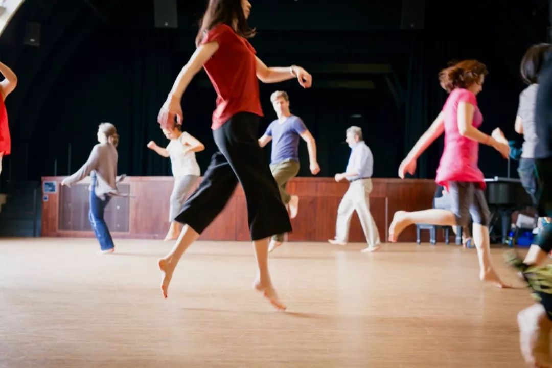 这种教学方式每个孩子都喜欢!_达尔克罗兹