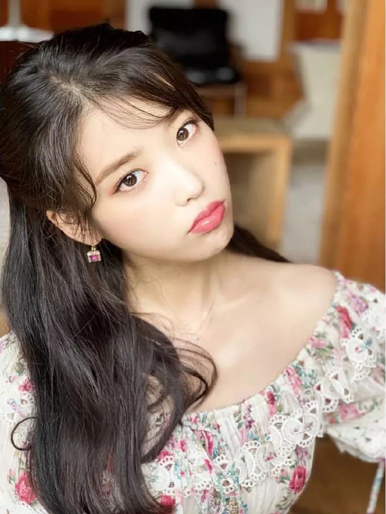 iu实力演绎仙女落泪美哭观众的妆容这就送上