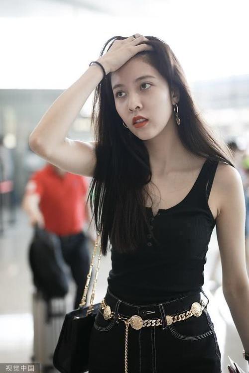 被时尚耽误的宋妍霏原来这么会穿多会都是妥妥的时髦精