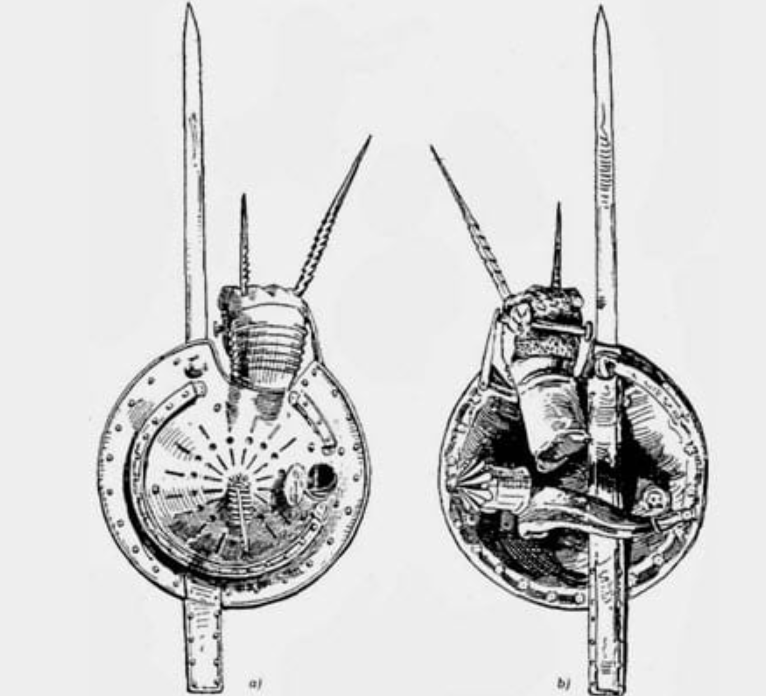轮刃,战轮,偃月轮,圆月轮或圆刃,是一种圆环型或半月型锋刃武器,可以