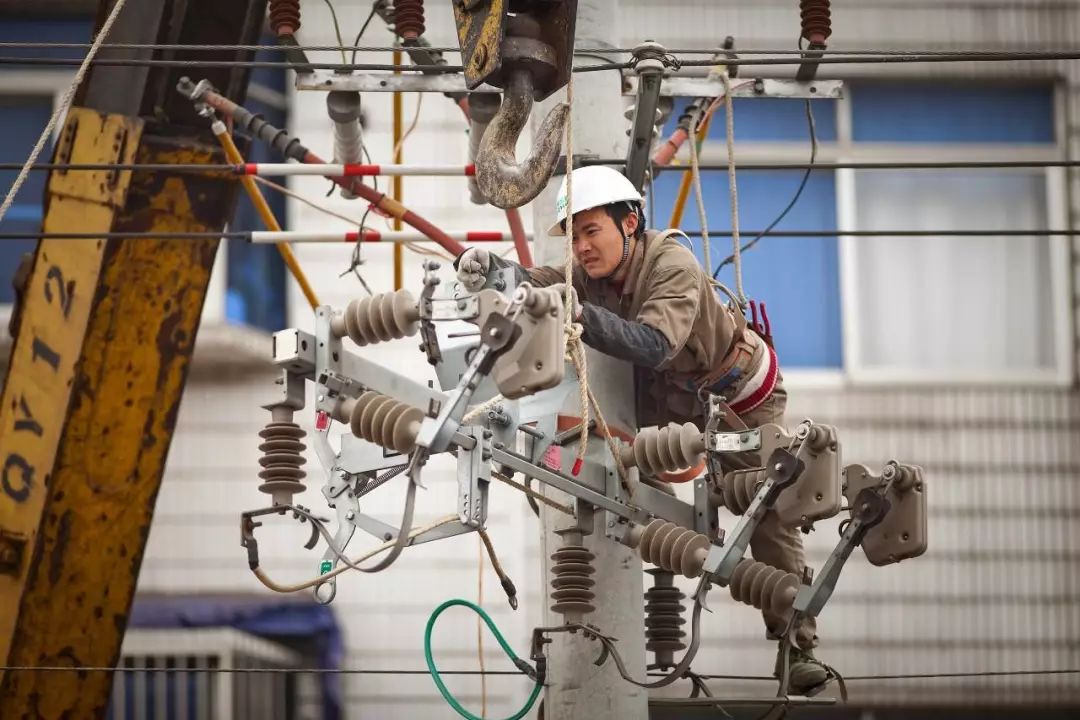 电工操作的79个案例拿去收藏好