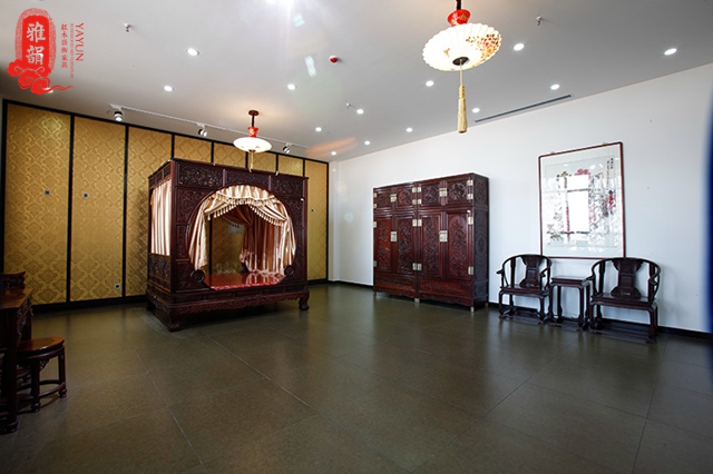 事实上,古人的卧室和现代的差别还是蛮大的,雅韵红木以家具为例,古代