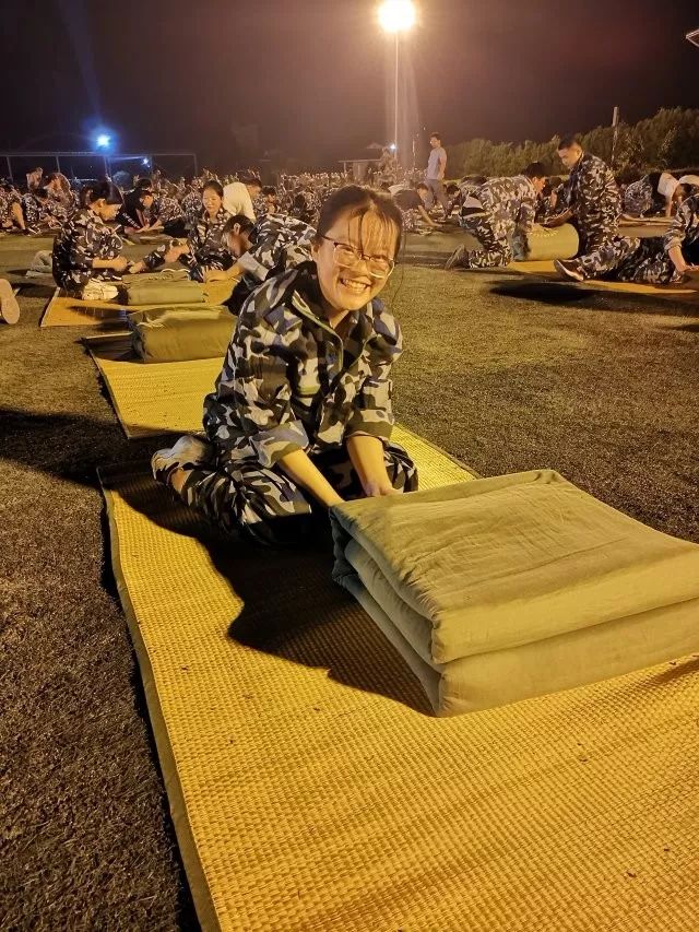 金沙中学2019级新生军训实录