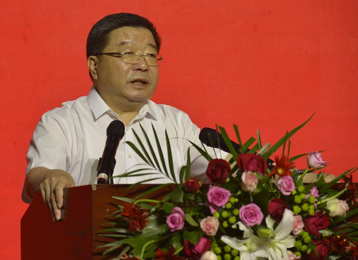 中国白酒协会原副理事长赵建华古贝春集团有限公司董事长,总经理周