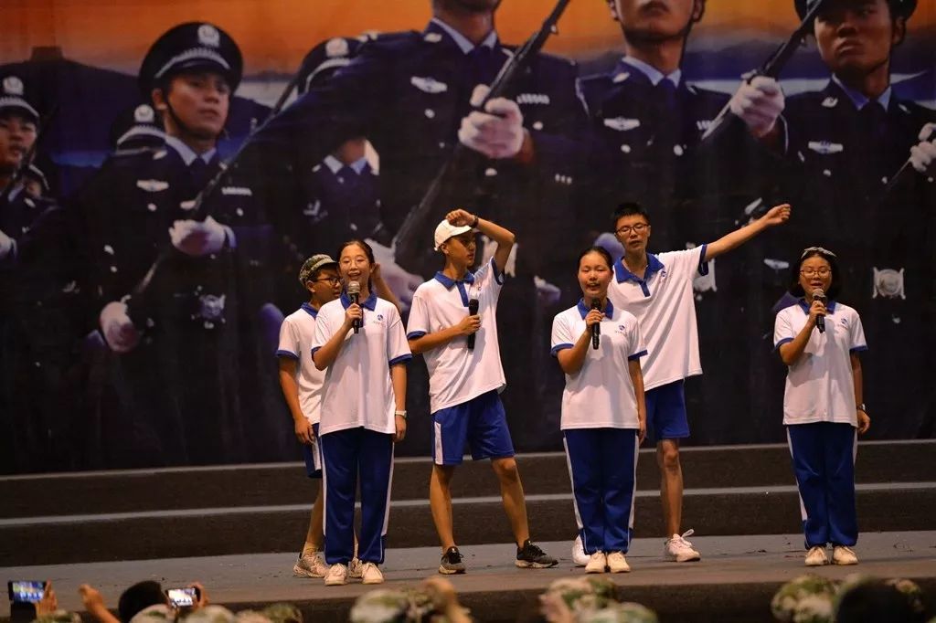 文 案 校团委 高一年级组指导老师 李 钊高慧雯李 栋 周雅珊摄