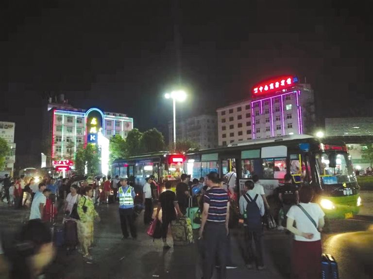 龙川严阵以待防白鹿乱闯