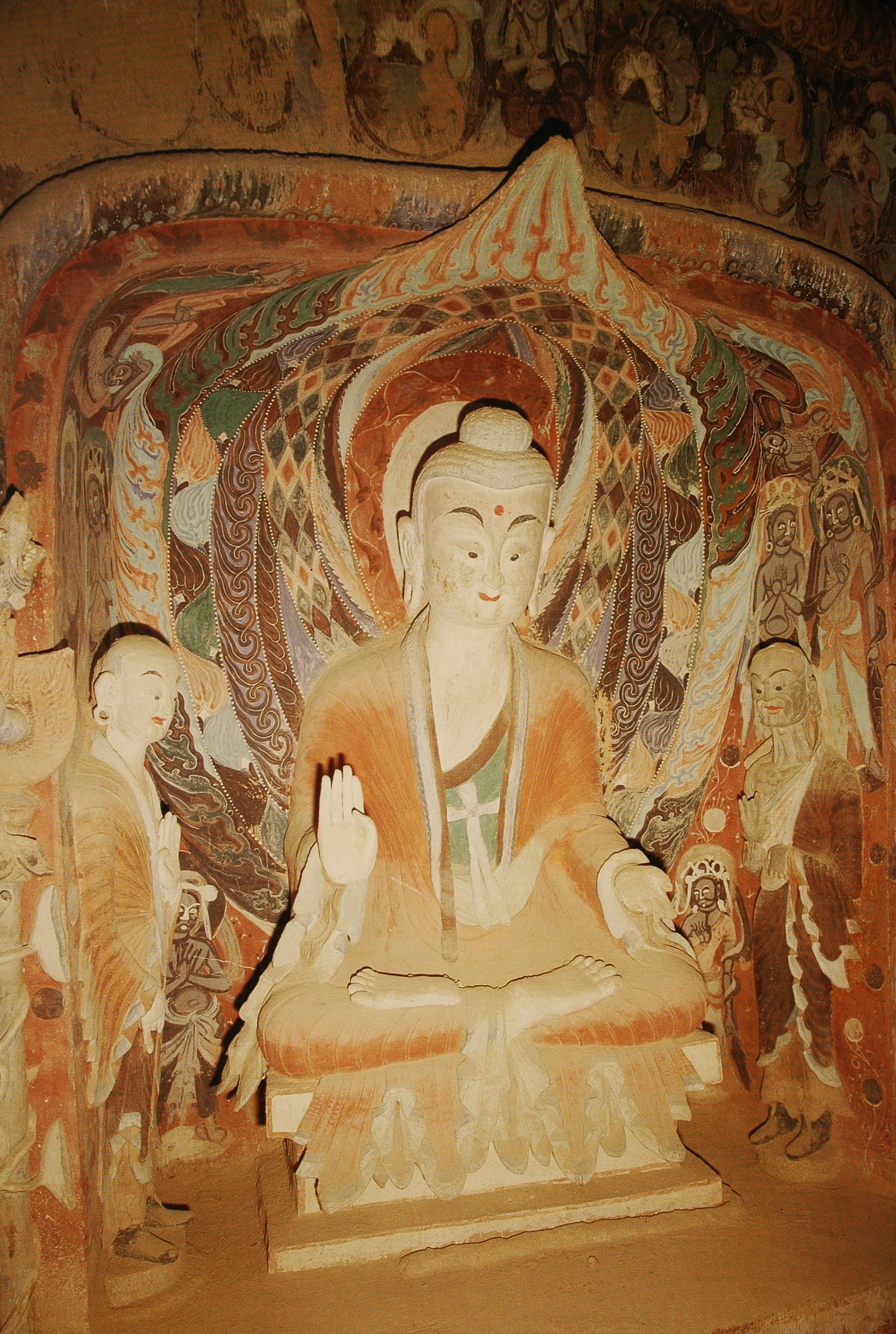 敦煌石窟北周428窟1中心柱绘塑窟顶纹样装饰丰富高清大图