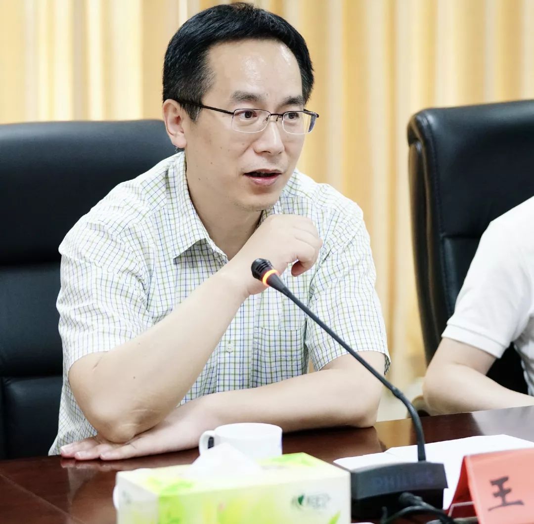 重庆南岸区区委副书记,重庆经开区管委会主任王茂春在此前2018年重庆