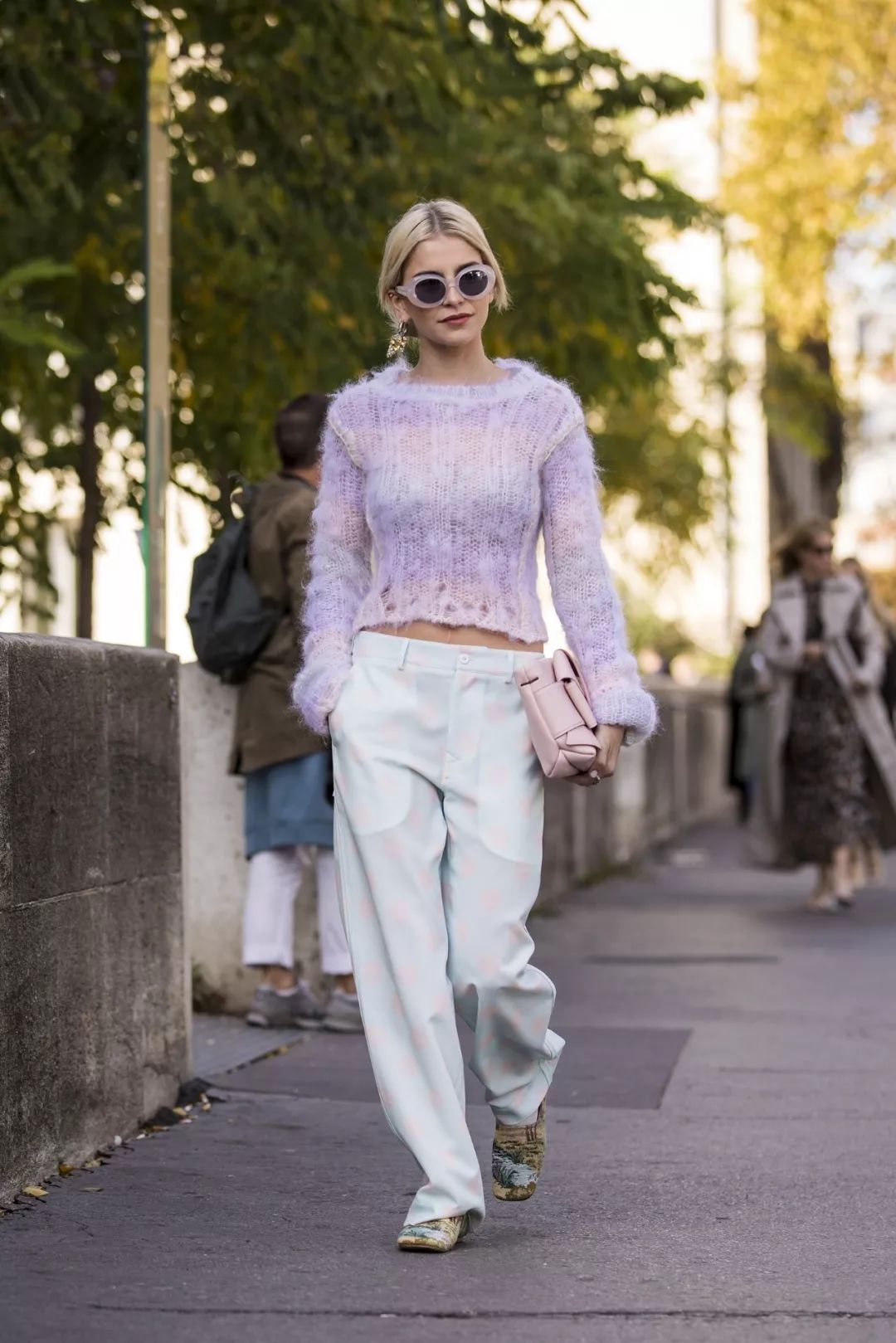 显白3度征服了宋茜杨超越欧阳娜娜的香芋紫是什么神仙色