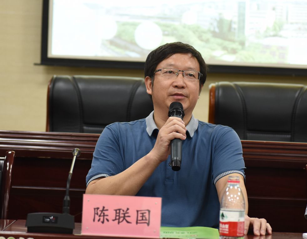 听完参培教师的发言后,陈联国校长发表了总结讲话.
