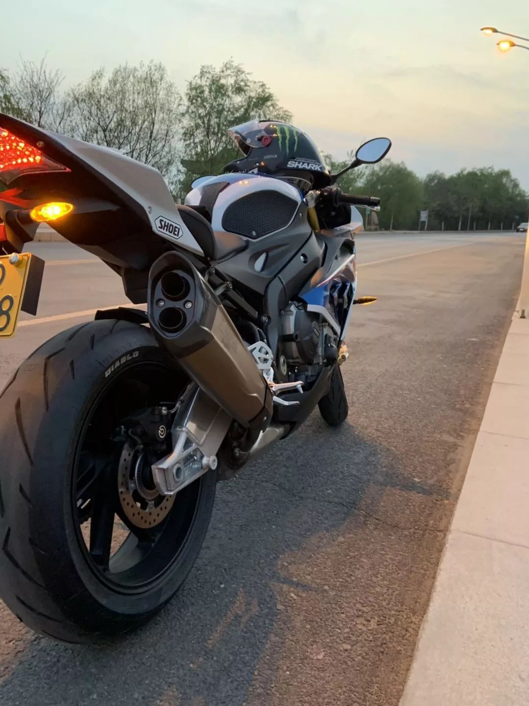 转让河南平顶山大贸18款宝马s1000rr