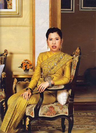 曾经光鲜亮丽,如今患病风头被王后贵妃抢走_朱拉蓬