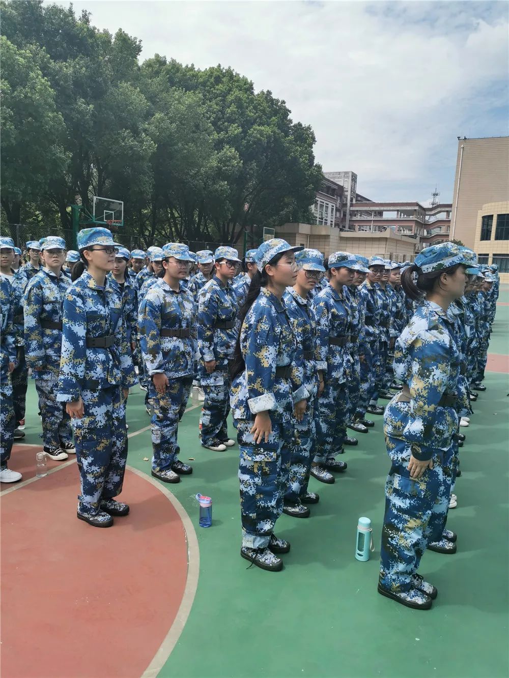 军训帷幕开,凌云壮志起/诸暨二中2019级新生军训日记day1