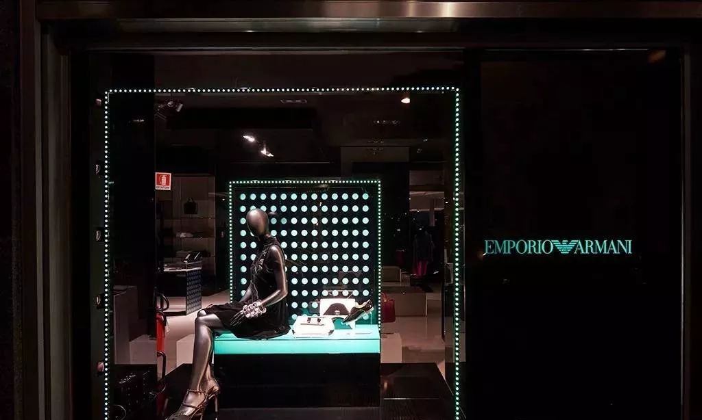 乔治·阿玛尼丨我原本与时装界无关,一个橱窗的工作改变了我的一生