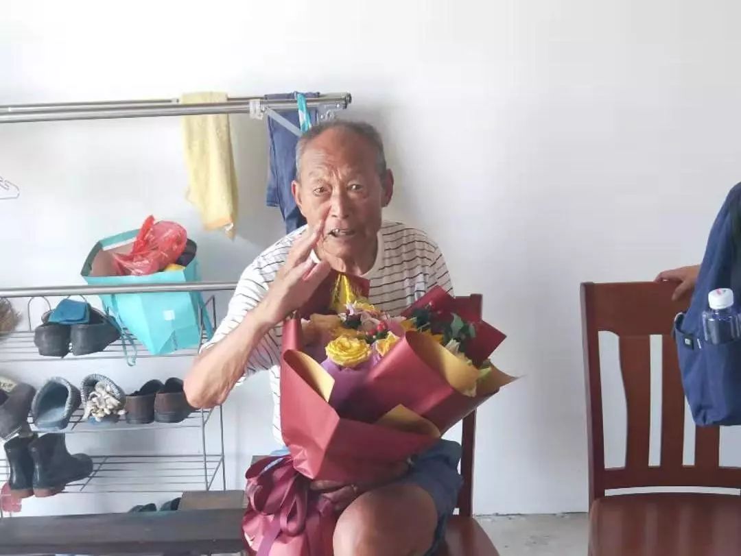 老兵人物简介:黄祥李正康,今年95岁.