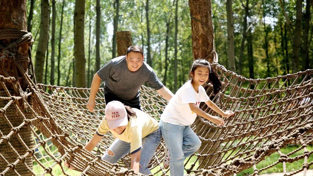 来把夏日回忆藏进自然笔记盐城支队组织开展暑期亲子夏令营活动