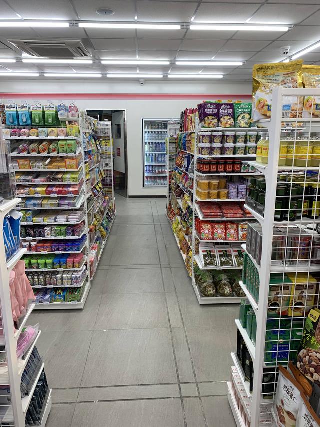 7-11西北首家高校店开业,与本土便利店激战西安,7-eleven很着急_-elev