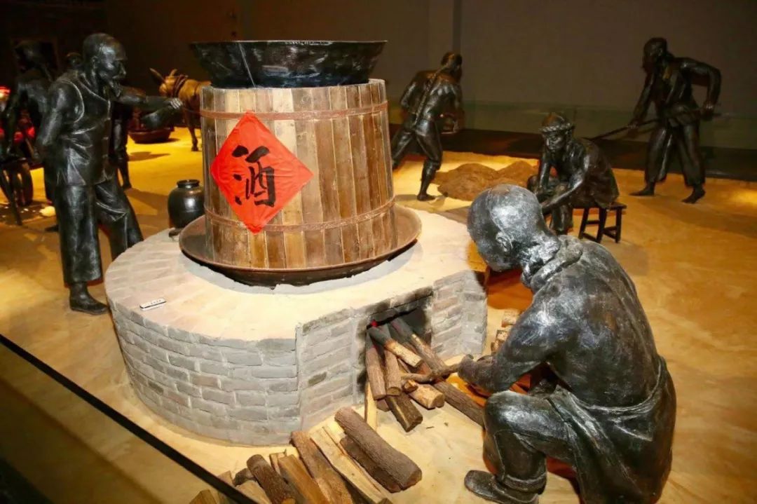 酒窖遗址青樽酒器,双泉古井,石花老街这里置身其中,犹如进入酒文化的