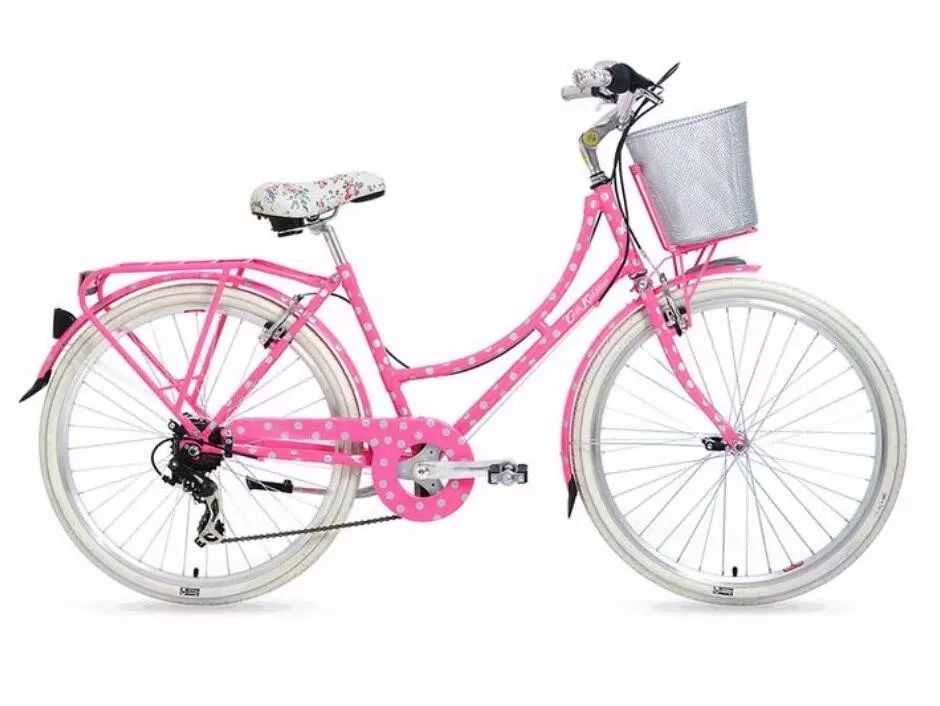 cath kidston,这个便宜,4000人民币香奈儿,约90000人民币保时捷,约