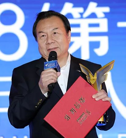 委員長,中華思源工程扶貧基金會理事長陳昌智,聯合國前副秘書長沙祖康