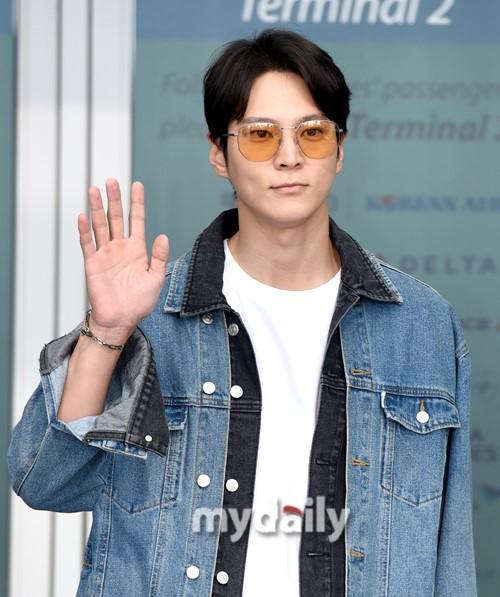 「md photo」 韩国艺人朱元飞往泰国曼谷拍杂志写真